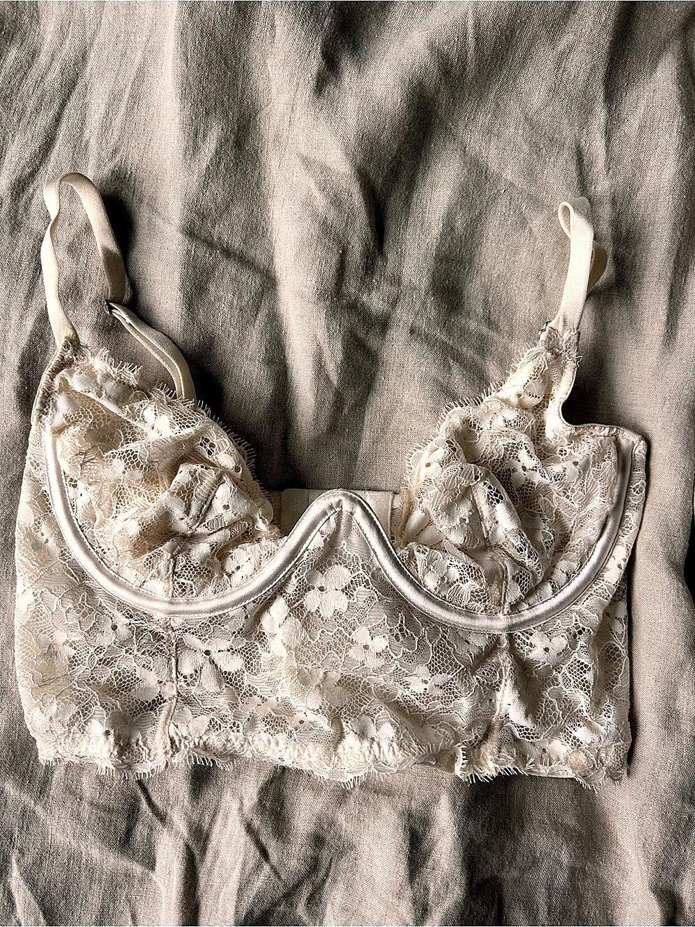 Victoria's Secret Dream Angels Longline Lace Bra Pink 32C